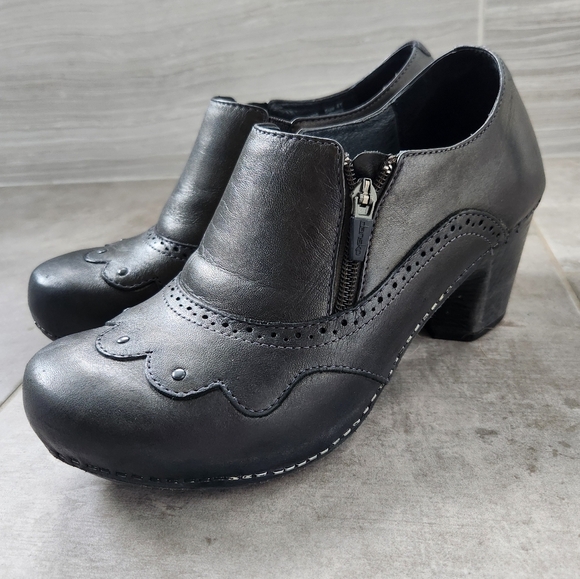 Dansko Black Leather Shoes Witchy Steampunk Dark Fairy Whimsical Goth Size 41 - Picture 1 of 13